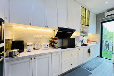 Isle of Botanica, Setia Eco Glades