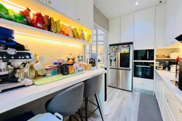 Isle of Botanica, Setia Eco Glades