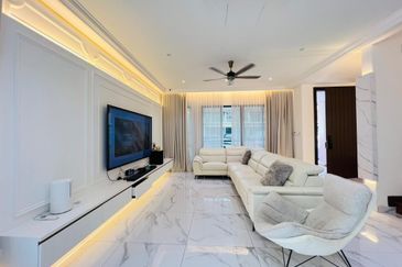 Isle of Botanica, Setia Eco Glades