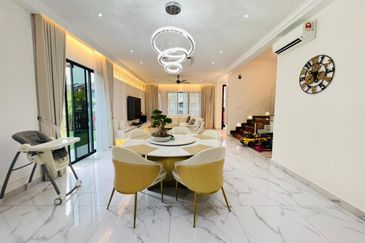 Isle of Botanica, Setia Eco Glades