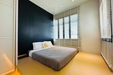 Symphony Hills Schumann