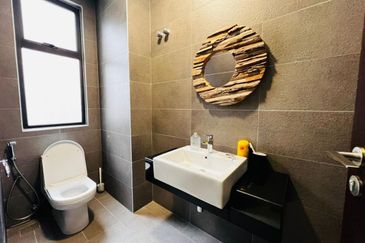 Lepironia Gardens, Setia Eco Glades