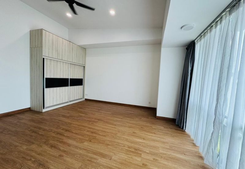 Symphony Hills Schubert