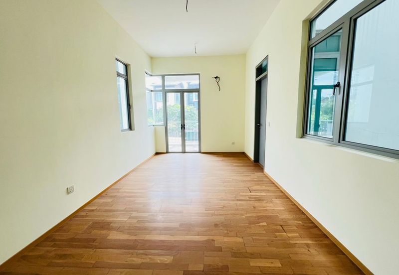 Symphony Hills Schubert