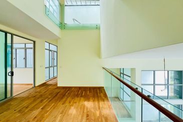 Symphony Hills Schubert