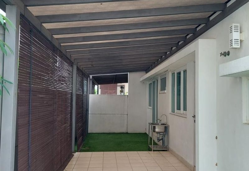 Clover Garden Residences