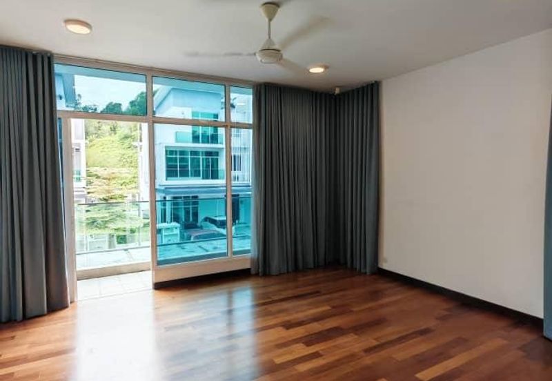 Clover Garden Residences