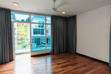 Clover Garden Residences