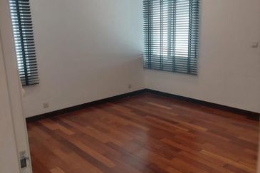 Clover Garden Residences