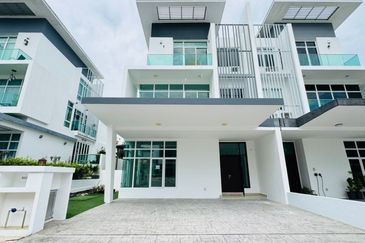 Clover Garden Residences