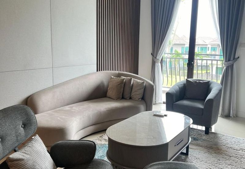 Isle of Kamares, Setia Eco Glades