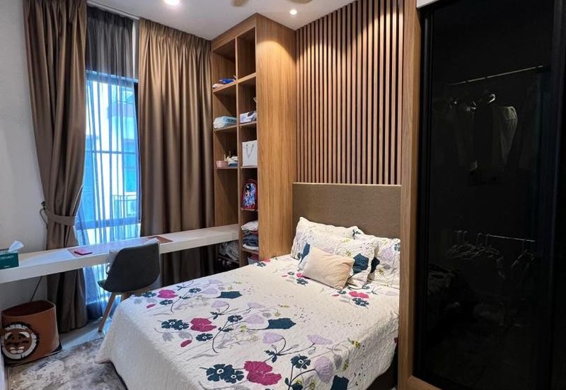 Isle of Kamares, Setia Eco Glades