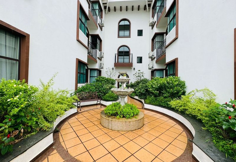 Isle of Kamares, Setia Eco Glades