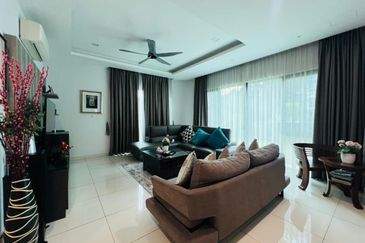 Lepironia Gardens, Setia Eco Glades