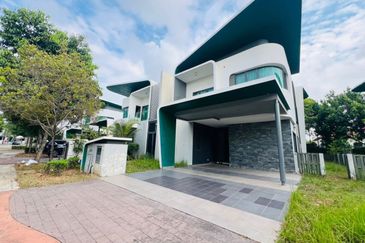 Lepironia Gardens, Setia Eco Glades