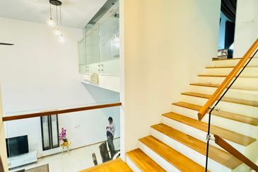 Symphony Hills Schumann