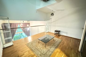 Symphony Hills Schumann