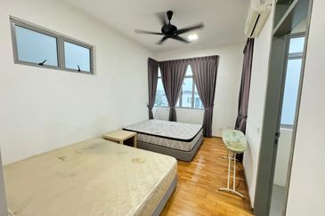 Symphony Hills Schumann