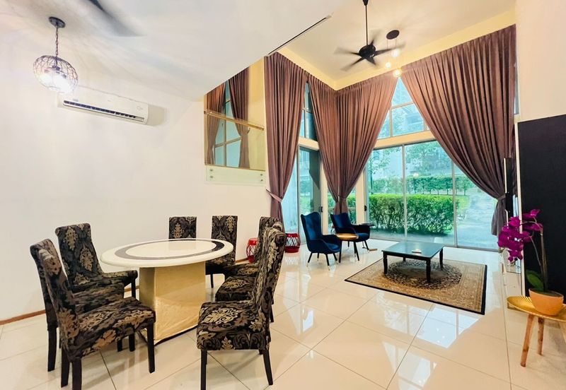 Symphony Hills Schumann