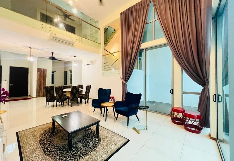 Symphony Hills Schumann