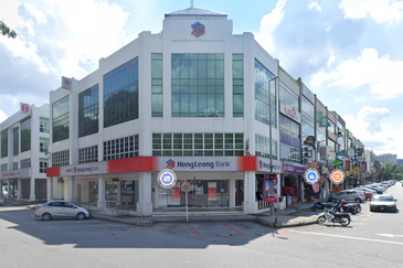 [Freehold] [Premium Lot] Prime Location 3storey Shop Office @ Puchong Central Business District for Sale!!