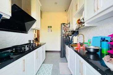 Isle of Botanica, Setia Eco Glades