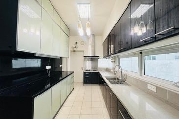 Clover Garden Residences