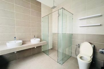 Clover Garden Residences