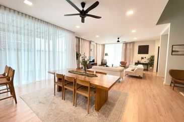 Jacaranda Garden Residence