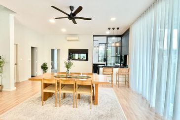 Jacaranda Garden Residence