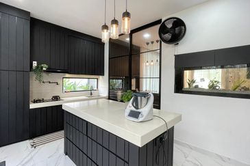 Jacaranda Garden Residence