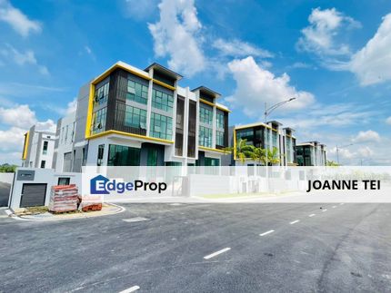 Newly Completed Premium Semi Detached Factory/ Warehouse @ Serenia City, Dengkil Sepang Industrial Park for Rent!!, Selangor, Sepang