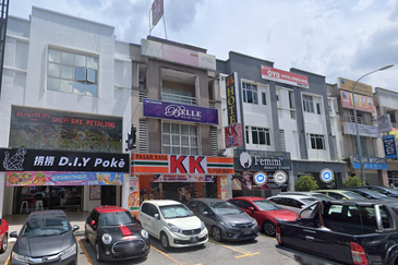 Freehold Premium 3storey Shoplot @ Jalan Radin Bagus, Sri Petaling Commercial Area for Sale!!