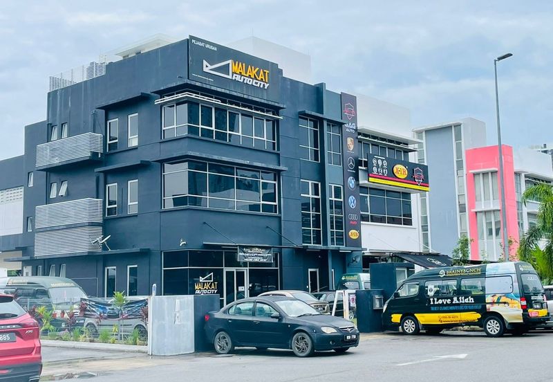 Premium Location Freehold 3storey Semi-Detached Factory @ Cyberjaya Industrial Park for Sale!!