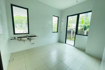 Legian, Charms Of Nusantara @ Setia Eco Glades 