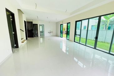 Legian, Charms Of Nusantara @ Setia Eco Glades 