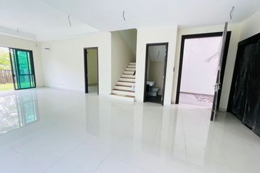 Legian, Charms Of Nusantara @ Setia Eco Glades 