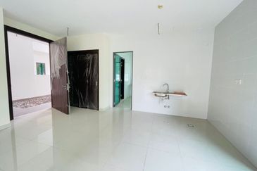 Legian, Charms Of Nusantara @ Setia Eco Glades 