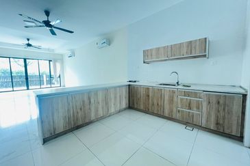 Charms of Nusantara, Setia Eco Glades