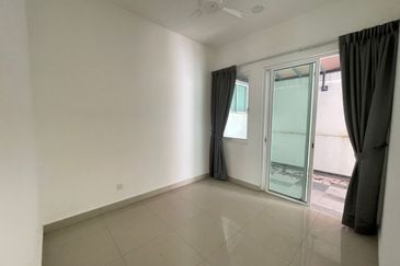 Jacaranda Garden Residence