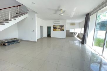 Jacaranda Garden Residence