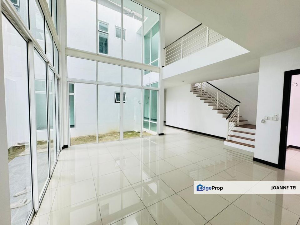 Trillium, Perdana Lakeview East, Cyberjaya  , Selangor, Cyberjaya