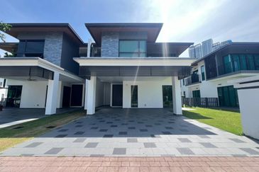 Lepironia Gardens, Setia Eco Glades