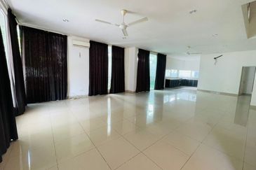 Jacaranda Garden Residence