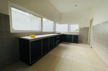 Jacaranda Garden Residence