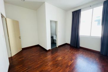 Jacaranda Garden Residence