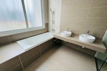 Clover Garden Residences