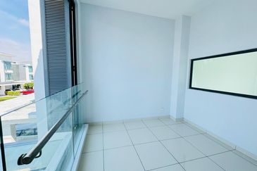 Sejati Residences - Courtyard Villa