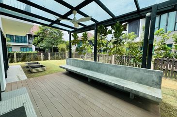 Charms of Nusantara, Setia Eco Glades