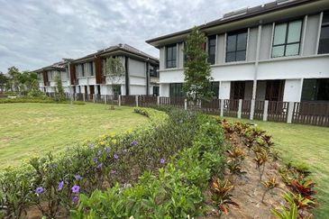 Isle of Botanica, Setia Eco Glades